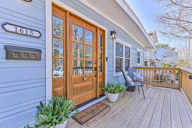 1615 Avenue L, Galveston, TX 77550