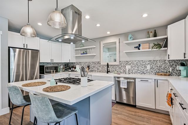 1615 Avenue L, Galveston, TX 77550