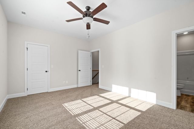 445 Oak St C, Clarksville, TN 37042