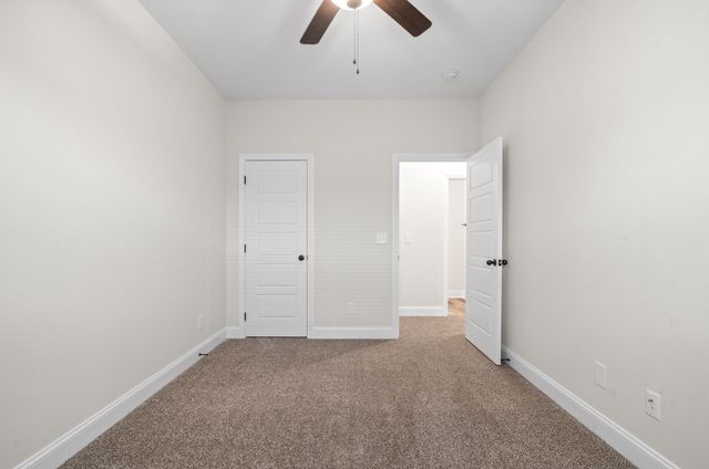 445 Oak St C, Clarksville, TN 37042