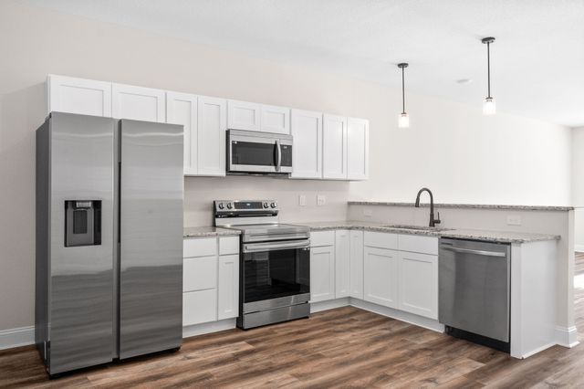 445 Oak St C, Clarksville, TN 37042