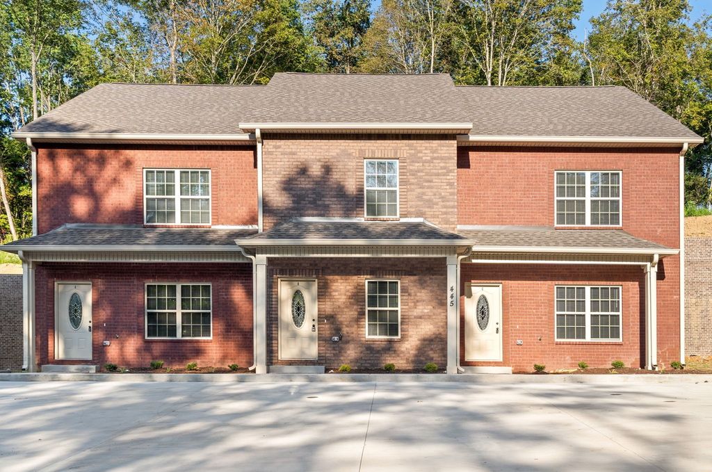 445 Oak St C, Clarksville, TN 37042