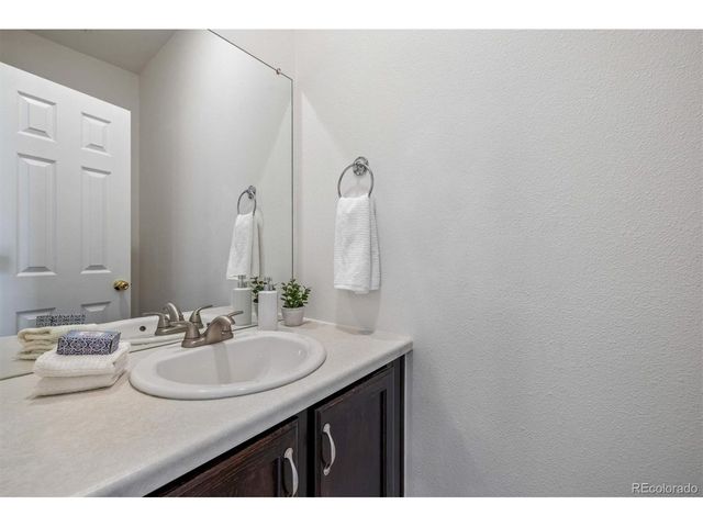 9126 W Phillips Dr, Littleton, CO 80128
