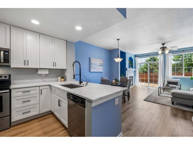 9126 W Phillips Dr, Littleton, CO 80128