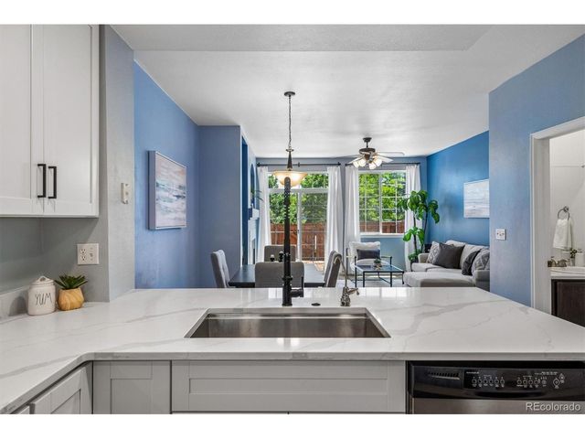 9126 W Phillips Dr, Littleton, CO 80128