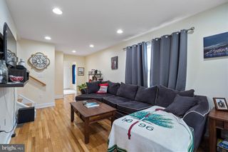 994 UPPER GULPH RD, Wayne, PA 19087