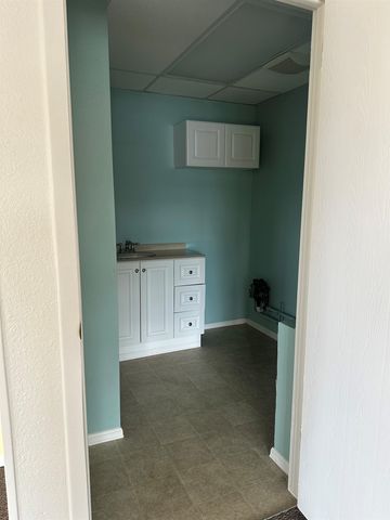 216 North Avenue 1-11 And Carwash, Grand Junction, CO 81501