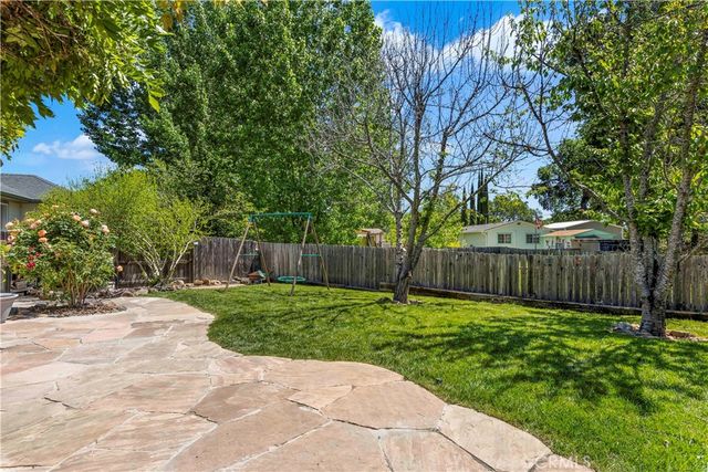 1035 Penelope Court, Lakeport, CA 95453