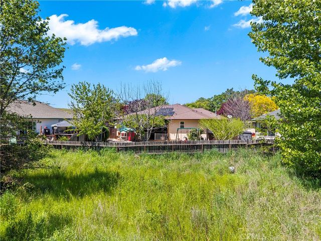 1035 Penelope Court, Lakeport, CA 95453
