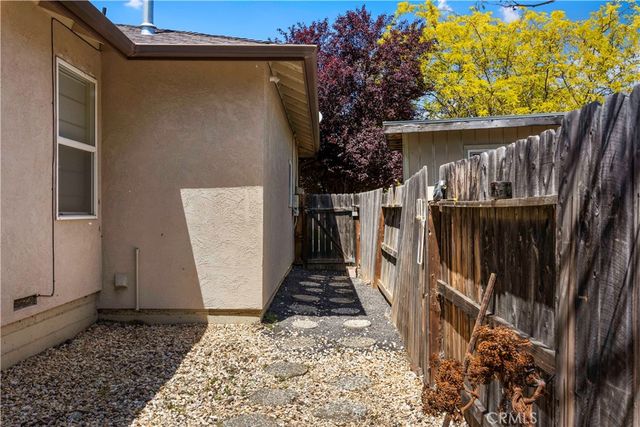 1035 Penelope Court, Lakeport, CA 95453