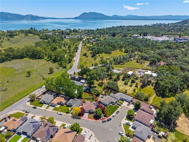 1035 Penelope Court, Lakeport, CA 95453
