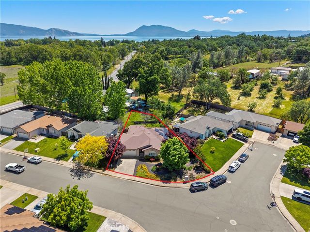 1035 Penelope Court, Lakeport, CA 95453