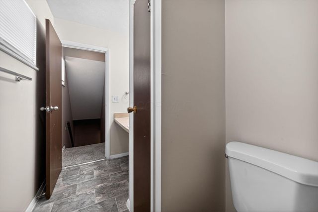 204 Barcelona Avenue, Westerville, OH 43081