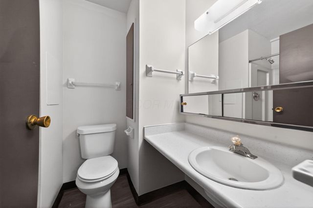 204 Barcelona Avenue, Westerville, OH 43081