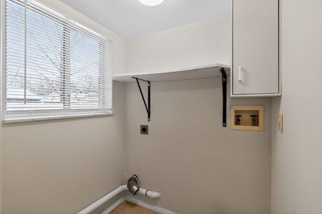 204 Barcelona Avenue, Westerville, OH 43081