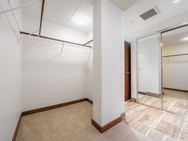 1555 Kapiolani Boulevard 2002, Honolulu, HI 96814