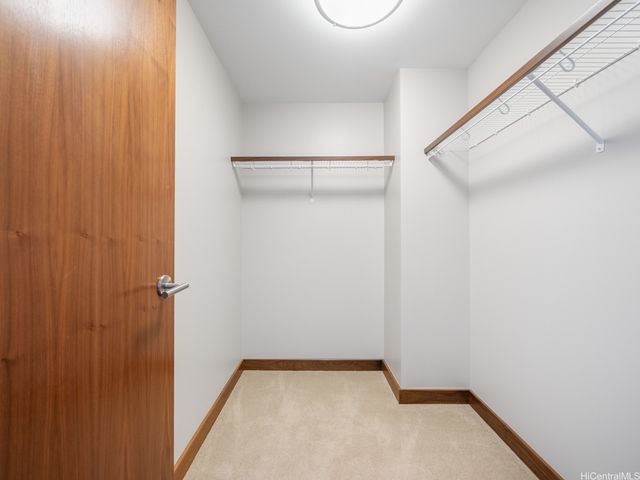 1555 Kapiolani Boulevard 2002, Honolulu, HI 96814