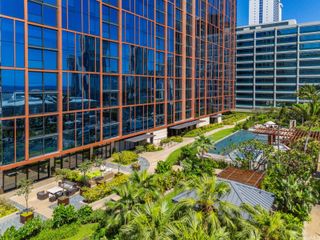 1555 Kapiolani Boulevard 2002, Honolulu, HI 96814