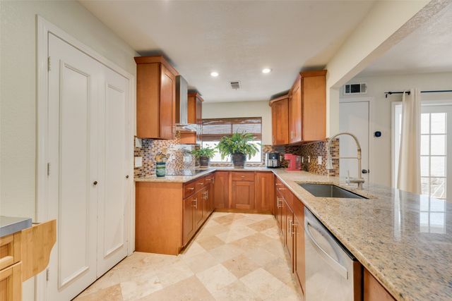 17113 Upper Bay Road, Addison, TX 75001