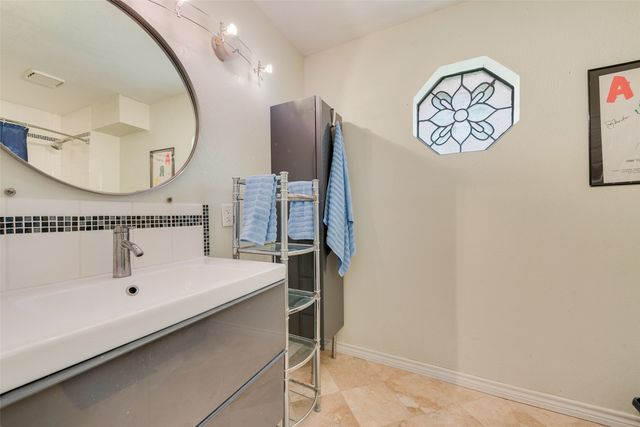 17113 Upper Bay Road, Addison, TX 75001