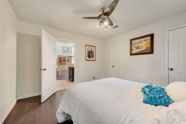 17113 Upper Bay Road, Addison, TX 75001