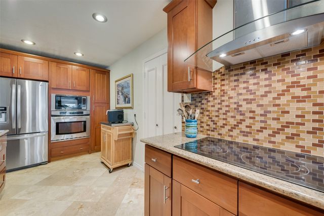 17113 Upper Bay Road, Addison, TX 75001