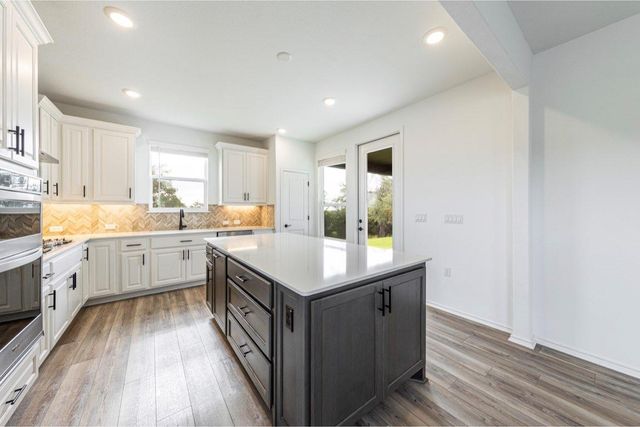 201 Coachsmith ST, Georgetown, TX 78633