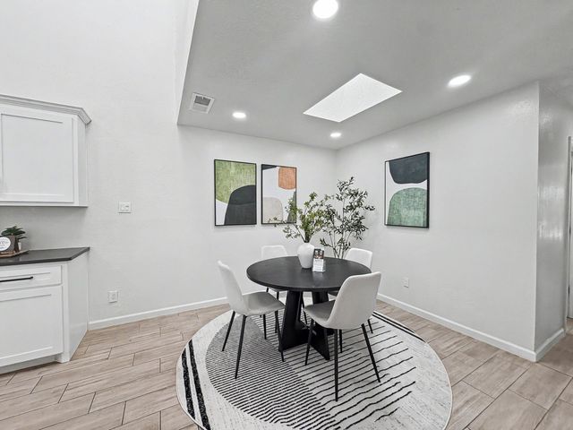 6821 Keeling Street NW, Albuquerque, NM 87120