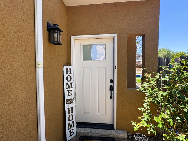 6821 Keeling Street NW, Albuquerque, NM 87120