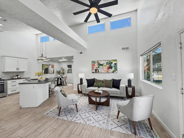 6821 Keeling Street NW, Albuquerque, NM 87120