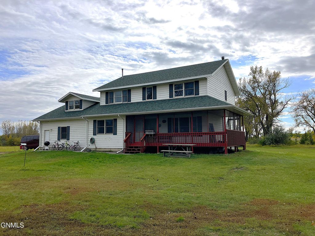 5400 158th St SE, Menoken, ND 58558 photo 2