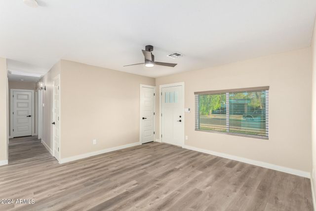 1602 W ROCKWOOD Drive, Phoenix, AZ 85027