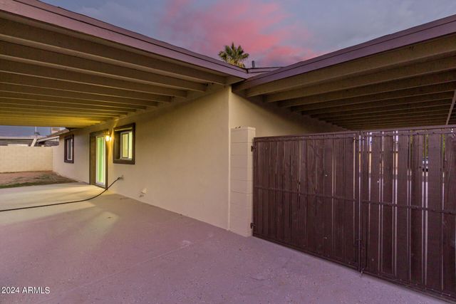 1602 W ROCKWOOD Drive, Phoenix, AZ 85027