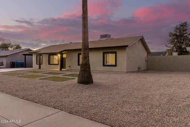 1602 W ROCKWOOD Drive, Phoenix, AZ 85027