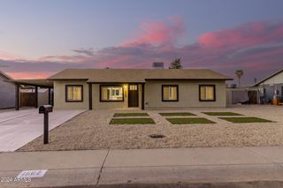 1602 W ROCKWOOD Drive, Phoenix, AZ 85027