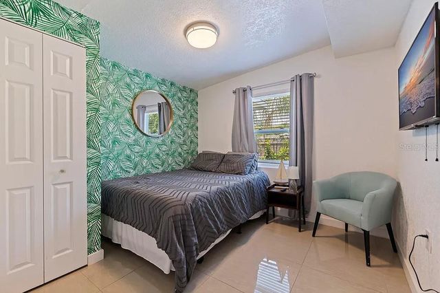 4801 14TH AVENUE S, St Petersburg, FL 33711