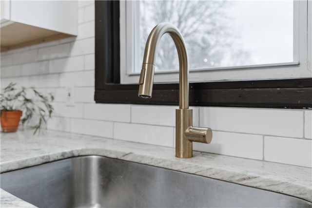 44 Holburn Avenue, Cranston, RI 02910