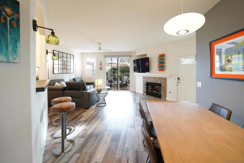 12083 Tivoli Park Row 3, San Diego, CA 92128