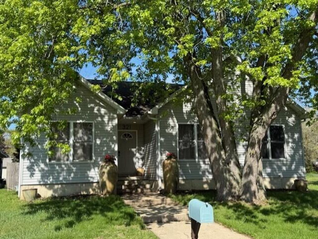 321 S Park Street, Michigan City, IN 46360