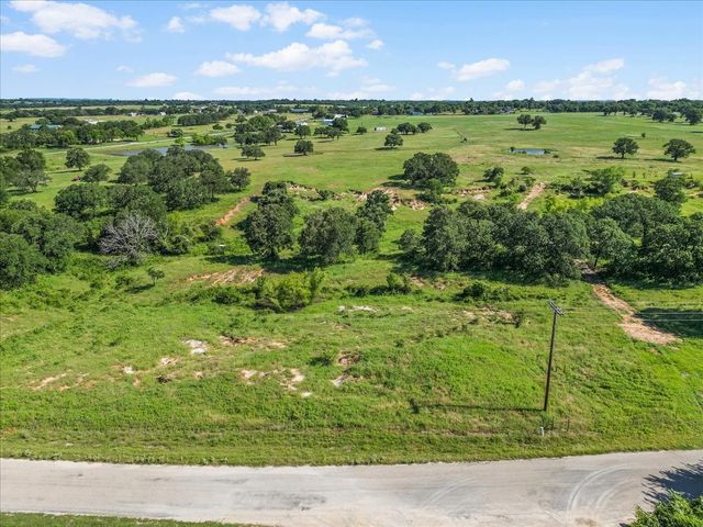 1330 Midway Drive, Springtown, TX 76082