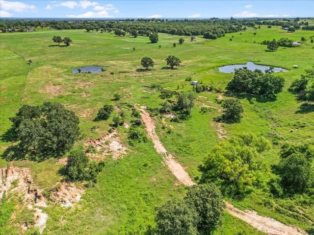 1330 Midway Drive, Springtown, TX 76082