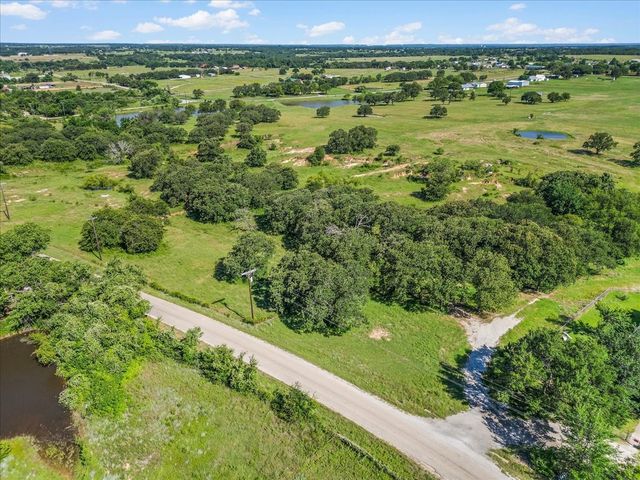 1330 Midway Drive, Springtown, TX 76082