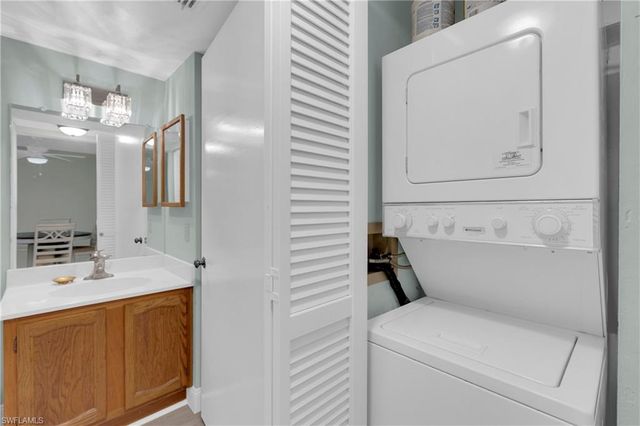 21470 Bay Village DR 142, Fort Myers Beach, FL 33931