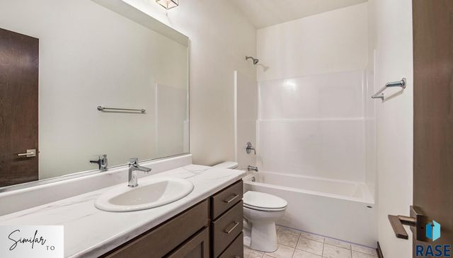 5705 W Cushman St Street, Sioux Falls, SD 57107