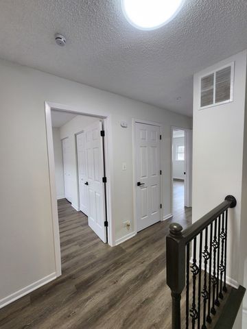 8813 N Grand Street, Niles, IL 60714
