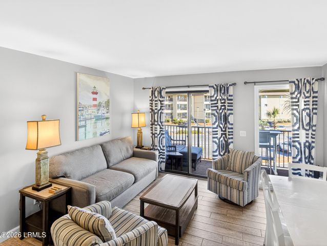 40 Folly Field Rd Apt B215, Hilton Head Island, SC 29928