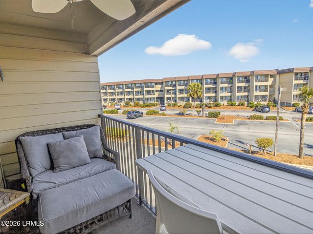 40 Folly Field Rd Apt B215, Hilton Head Island, SC 29928
