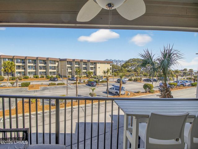 40 Folly Field Rd Apt B215, Hilton Head Island, SC 29928