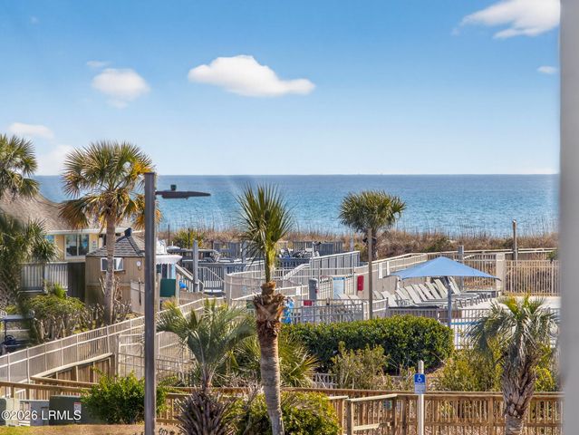 40 Folly Field Rd Apt B215, Hilton Head Island, SC 29928