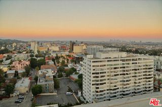 7250 Franklin Avenue 1006, Los Angeles, CA 90046